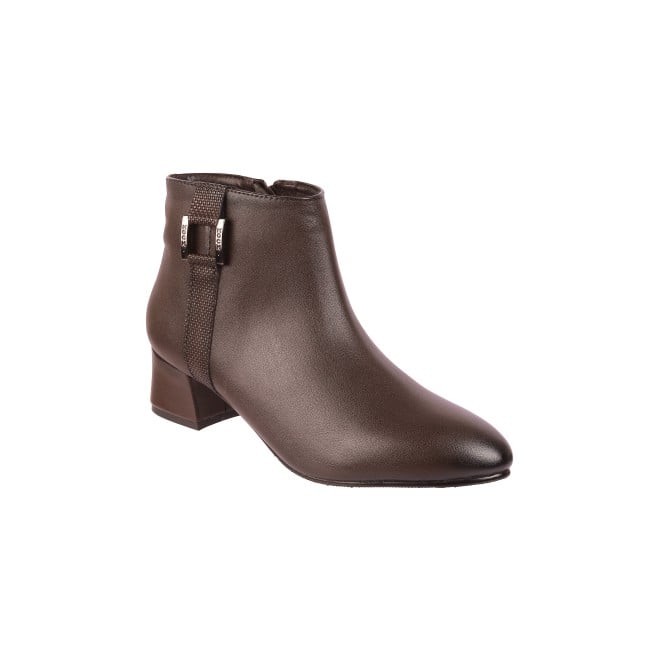 Mochi Women Brown Party Boots