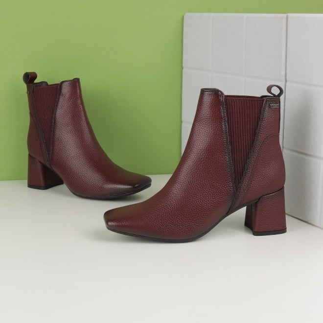 Mochi Women Maroon Party Boots