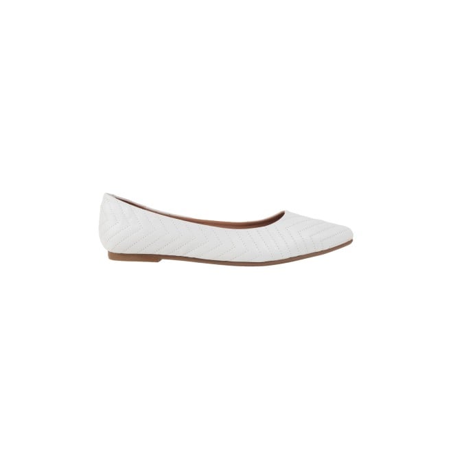 Mochi Women White Casual Ballerinas (SKU: 31-766-16-38)
