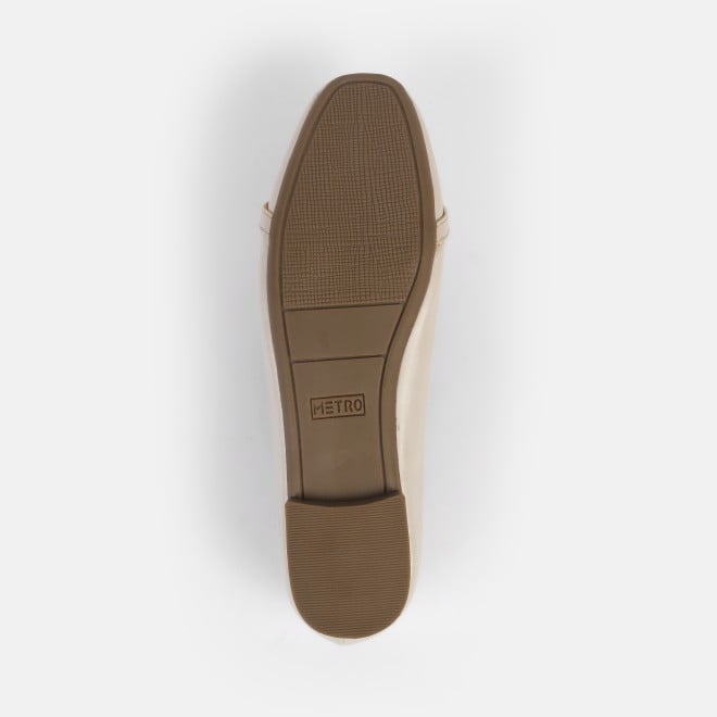 Mochi Women Off-white Casual Ballerinas (SKU: 31-774-66-36)
