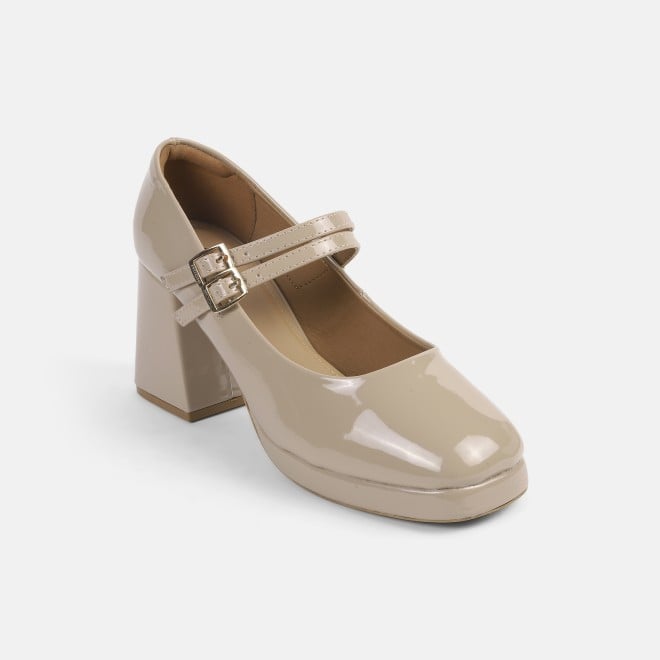 Mochi Women Beige-red Formal Pumps