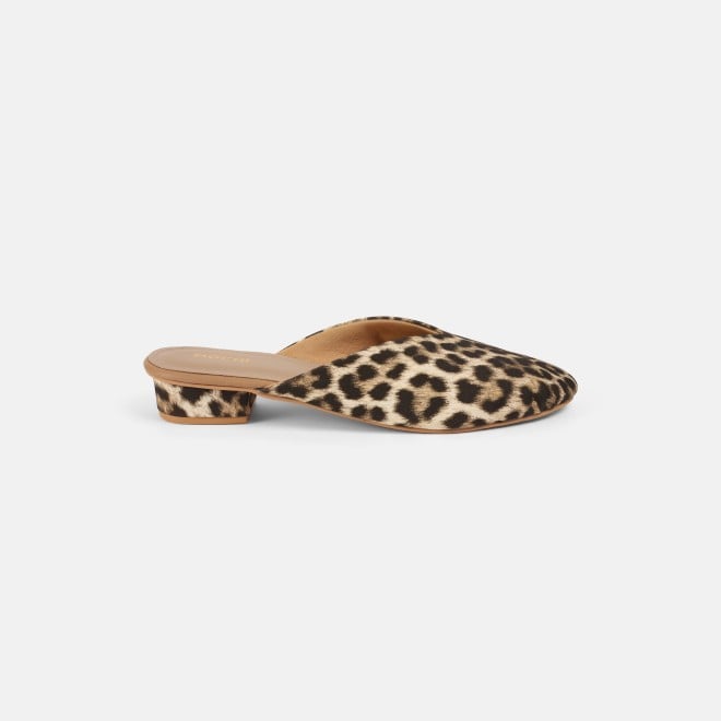 Mochi Women Beige Casual Slip Ons (SKU: 31-847-20-36)