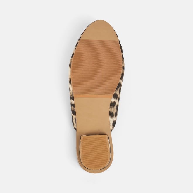 Mochi Women Beige Casual Slip Ons (SKU: 31-847-20-36)