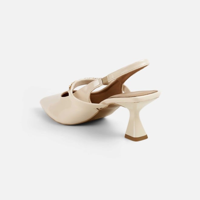 Mochi Women Beige Formal Sandals (SKU: 31-876-20-36)