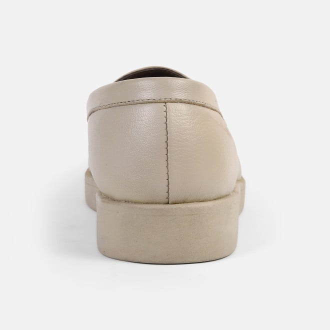 Mochi Women Beige Casual Loafers (SKU: 31-882-20-36)