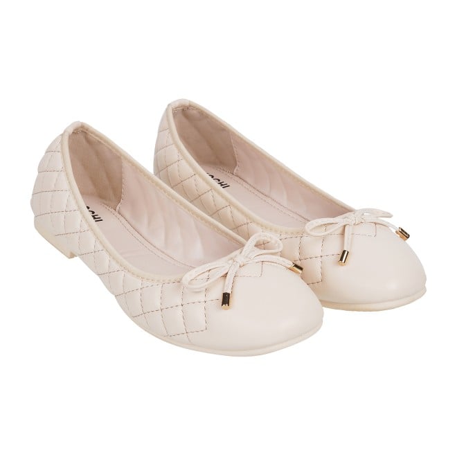 Mochi Women Off-white Casual Ballerinas (SKU: 31-900123-66-37)