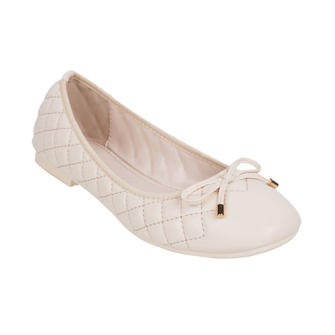 Mochi Women Off-white Casual Ballerinas (SKU: 31-900123-66-37)