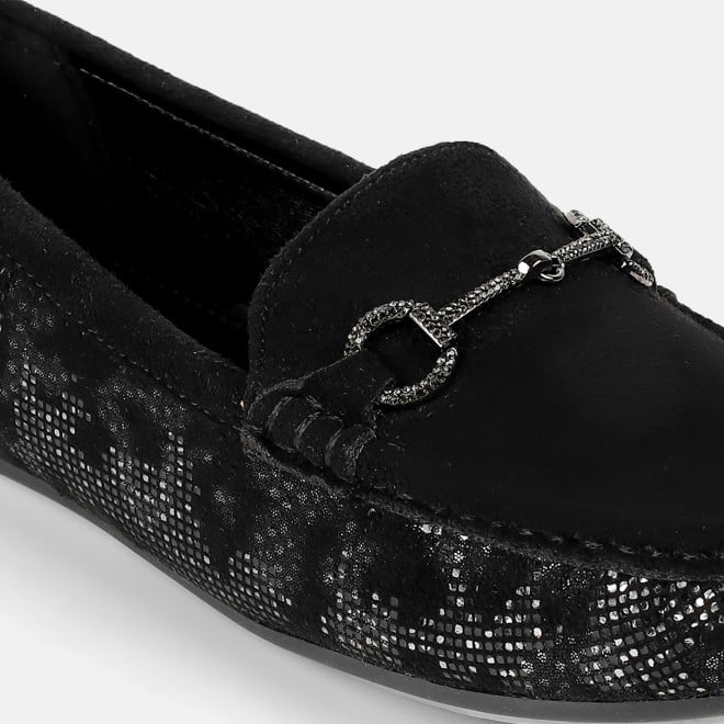 Mochi Women Black Casual Loafers (SKU: 31-905-11-40)