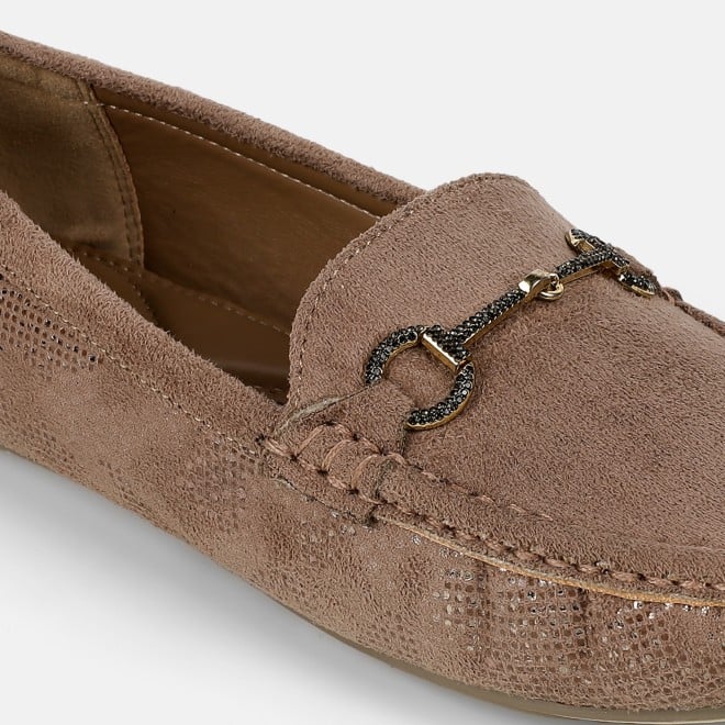 Mochi Women Khaki Casual Loafers (SKU: 31-905-62-38)