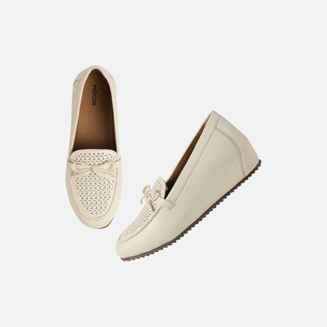 Mochi Women Off-white Casual Ballerinas (SKU: 31-913-66-36)