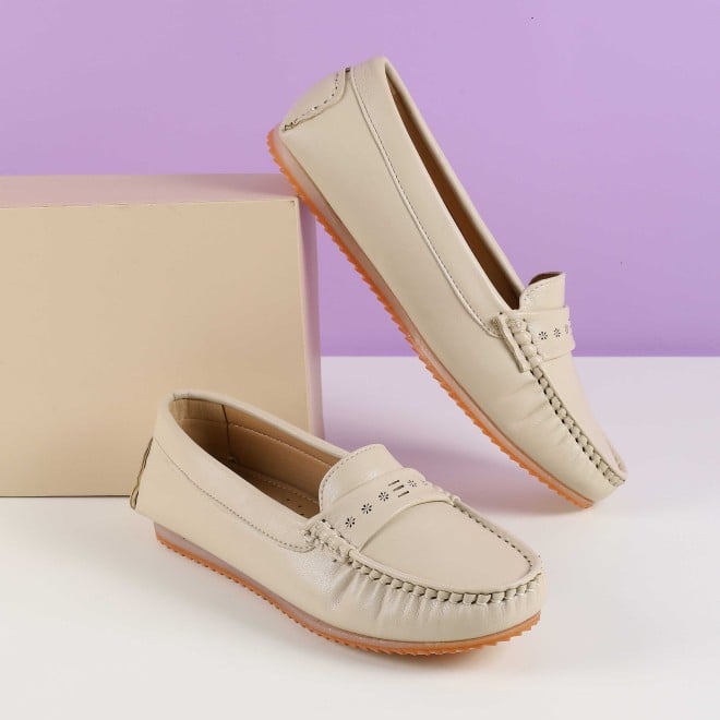Mochi Women Light-beige Casual Loafers