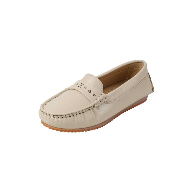 Mochi Women Light-beige Casual Loafers (SKU: 31-934L-84-42)