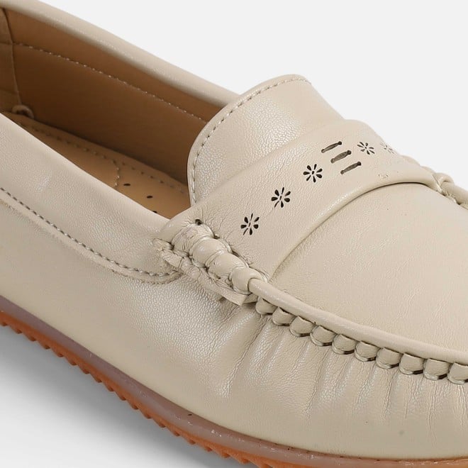 Mochi Women Light-beige Casual Loafers (SKU: 31-934L-84-42)
