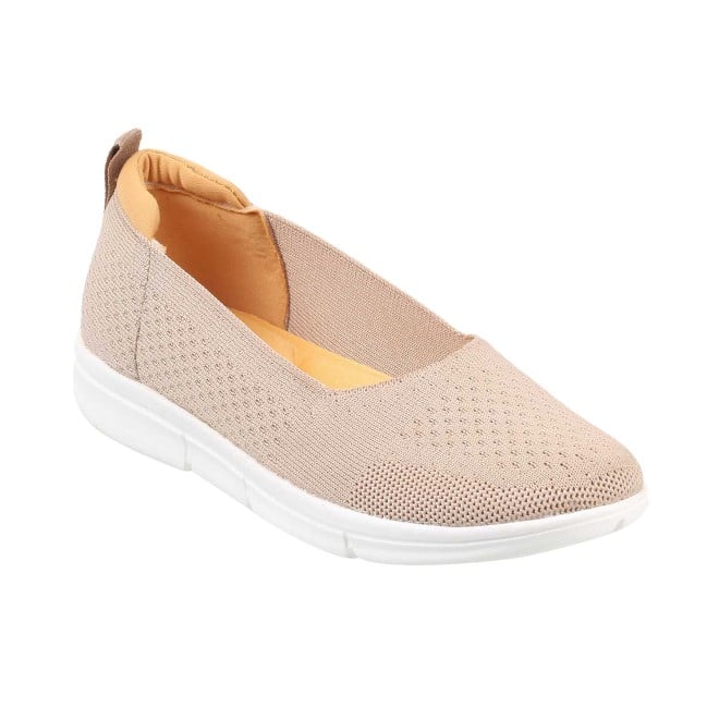 Mochi Women Beige Casual Ballerinas (SKU: 31-97-20-36)