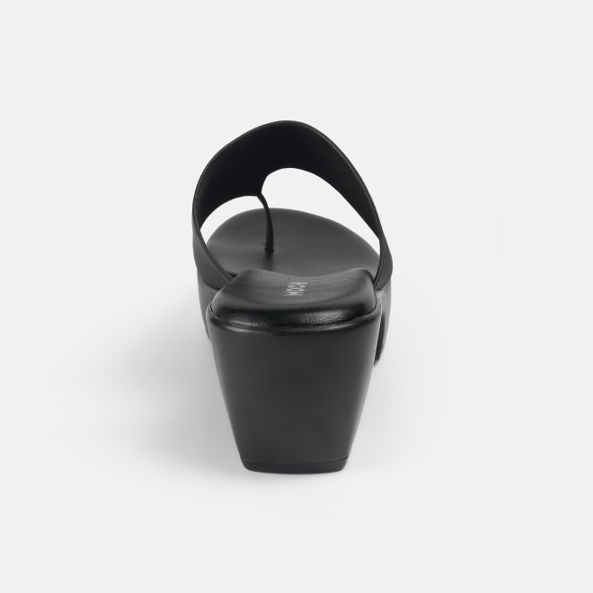 Mochi Women Black Casual Slip Ons (SKU: 32-1277-11-36)