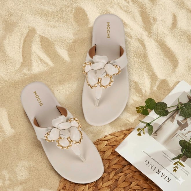 Mochi Women Off-white Casual Slippers