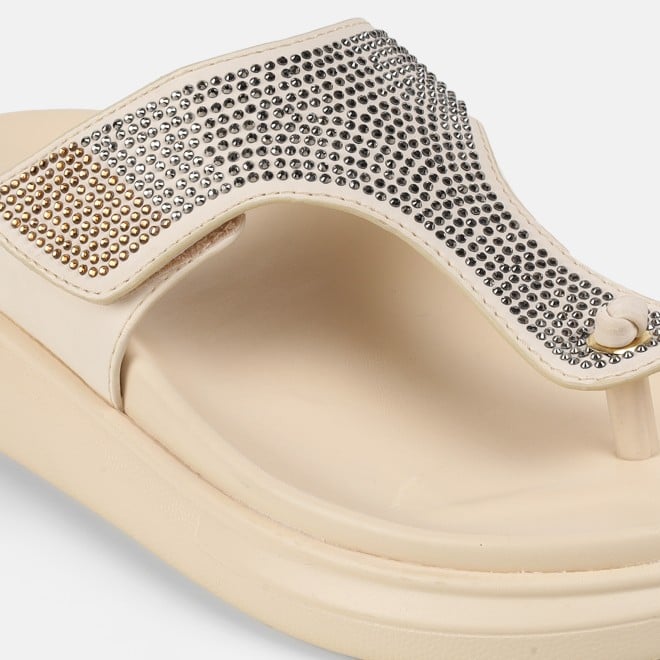 Mochi Women Beige Casual Slippers (SKU: 32-1473-20-36)