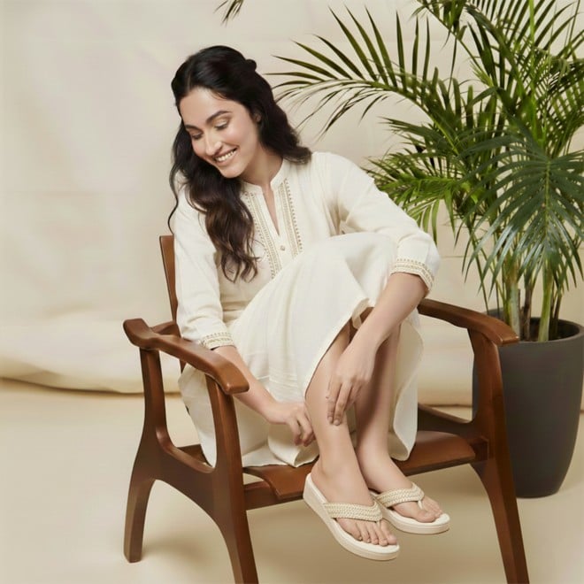 Mochi Women Off-white Casual Slip Ons (SKU: 32-1562-66-36)