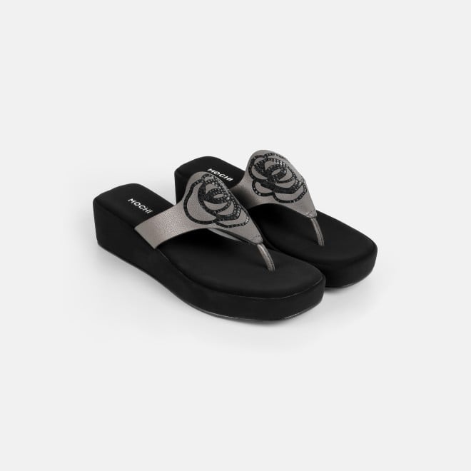 Mochi Women Black Casual Slip Ons (SKU: 32-1582-11-36)
