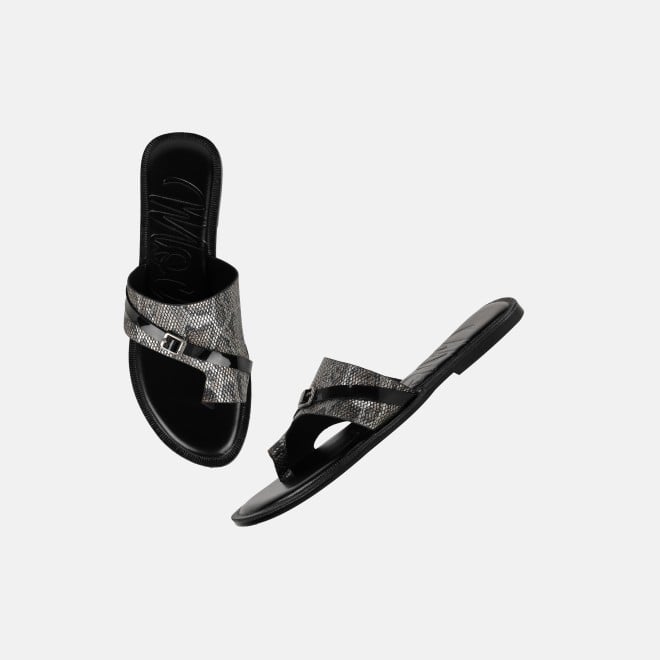 Mochi Women Black Casual Slip Ons (SKU: 32-1768-11-36)