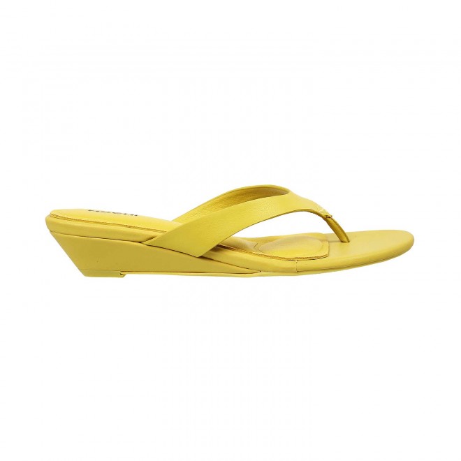Mochi Women Yellow Casual Slippers (SKU: 32-301-33-36)