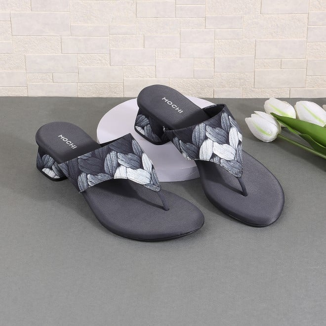 Mochi Women Grey Casual Sandals