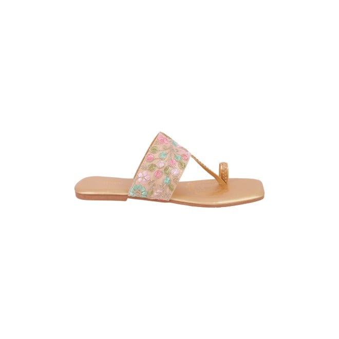 Mochi Women Gold Casual Sandals (SKU: 32-600-15-36)