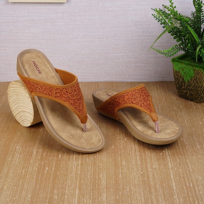 Mochi Women Tan Casual Slippers