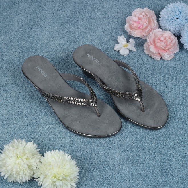 Mochi Women Gun-metal Casual Slippers