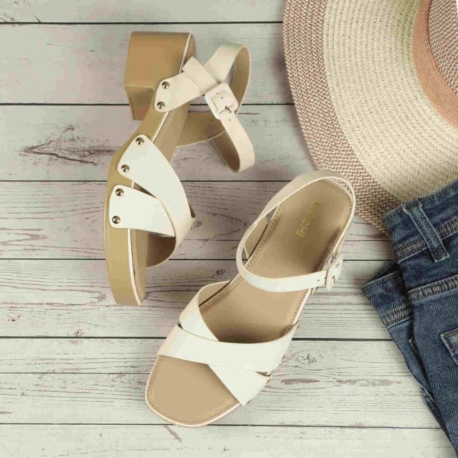 Mochi Women Off-white Casual Sandals