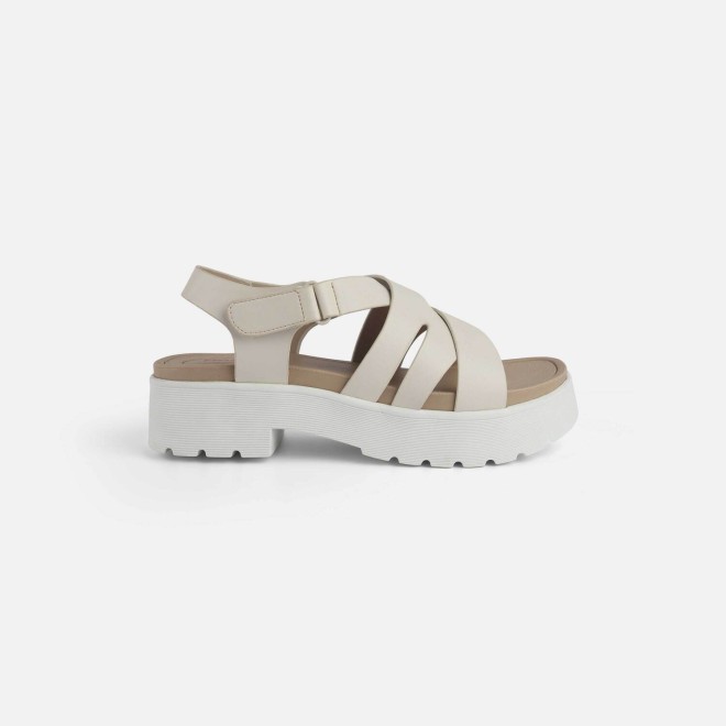 Mochi Women Beige Casual Sandals (SKU: 33-1224-20-37)