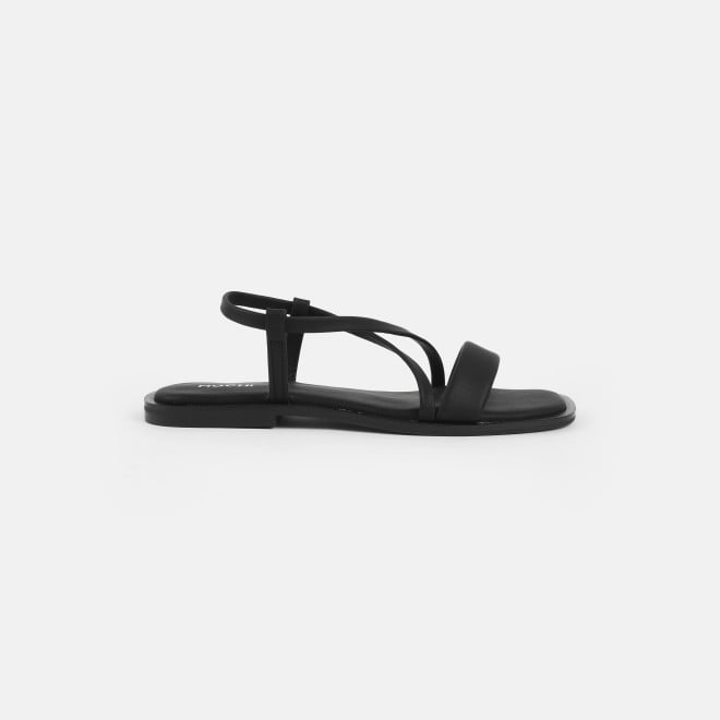Mochi Women Black Casual Sandals (SKU: 33-1234-11-37)