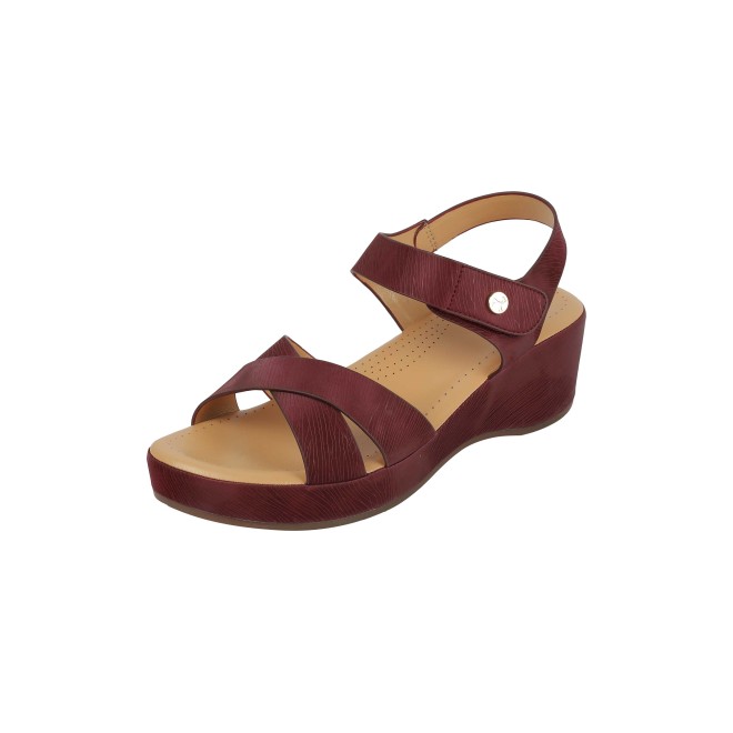 Mochi Women Maroon Casual Comfort (SKU: 33-1294-44-36)