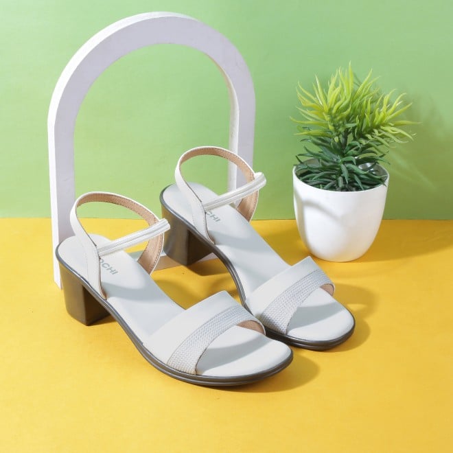 Mochi Women White Casual Sandals