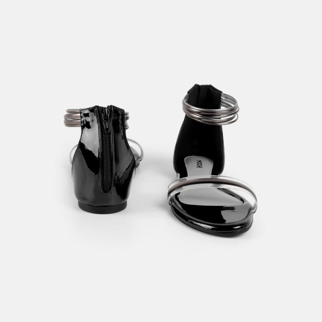 Mochi Women Black Casual Sandals (SKU: 33-1445-11-36)