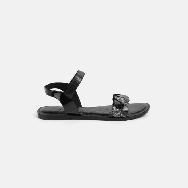 Mochi Women Black Casual Sandals (SKU: 33-1516-11-36)