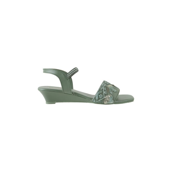 Mochi Women Green Casual Sandals (SKU: 33-625-21-36)