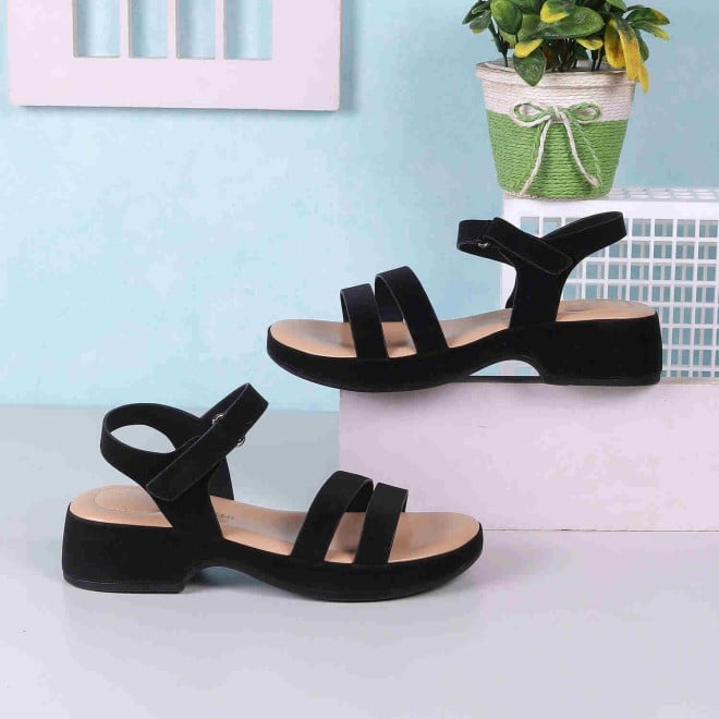 Mochi Women Black Casual Sandals (SKU: 33-790-11-36)