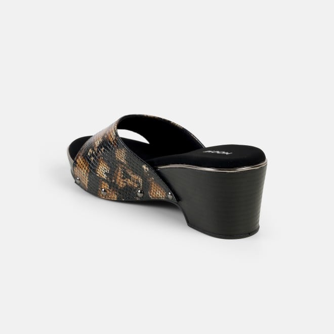 Mochi Women Black Casual Slip Ons (SKU: 34-245-11-36)