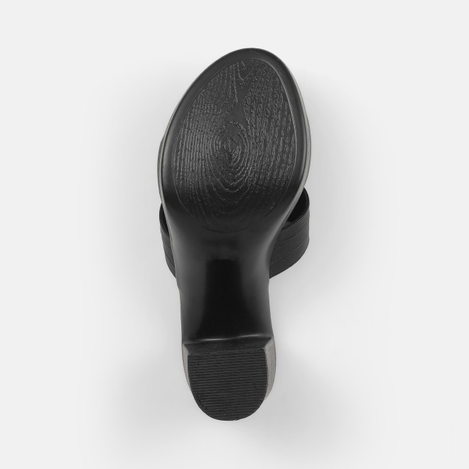 Mochi Women Black Casual Slip Ons (SKU: 34-250-11-37)