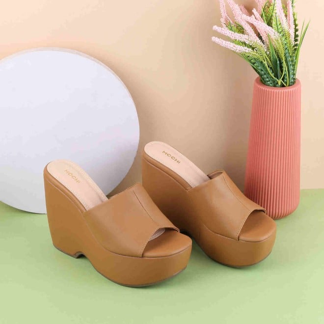 Mochi Women Tan Casual Mules