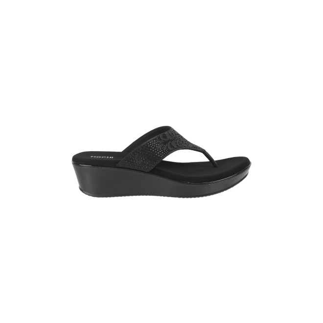 Mochi Women Black Casual Slip Ons (SKU: 34-316-11-37)