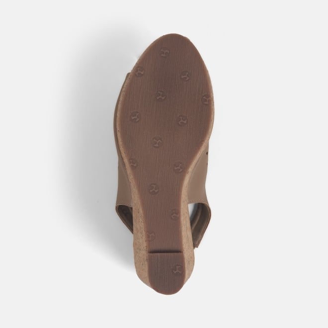 Mochi Women Beige Casual Sandals (SKU: 34-355-20-36)