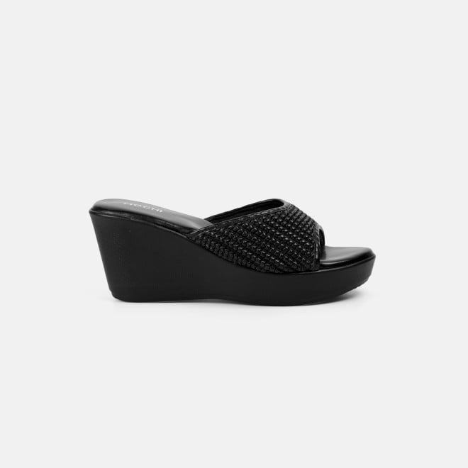 Mochi Women Black Casual Slip Ons (SKU: 34-398-11-36)