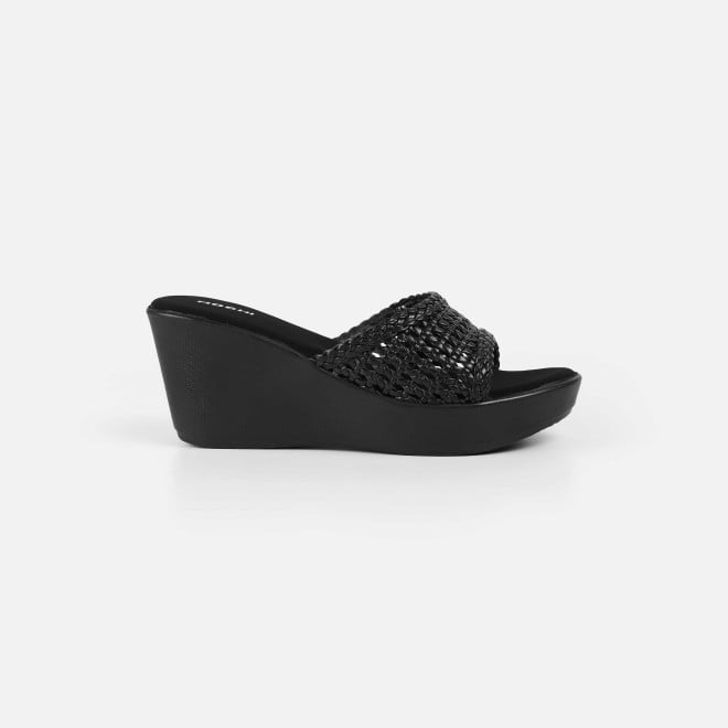 Mochi Women Black Casual Slip Ons (SKU: 34-428-11-36)