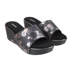 Women Black Casual Sandals