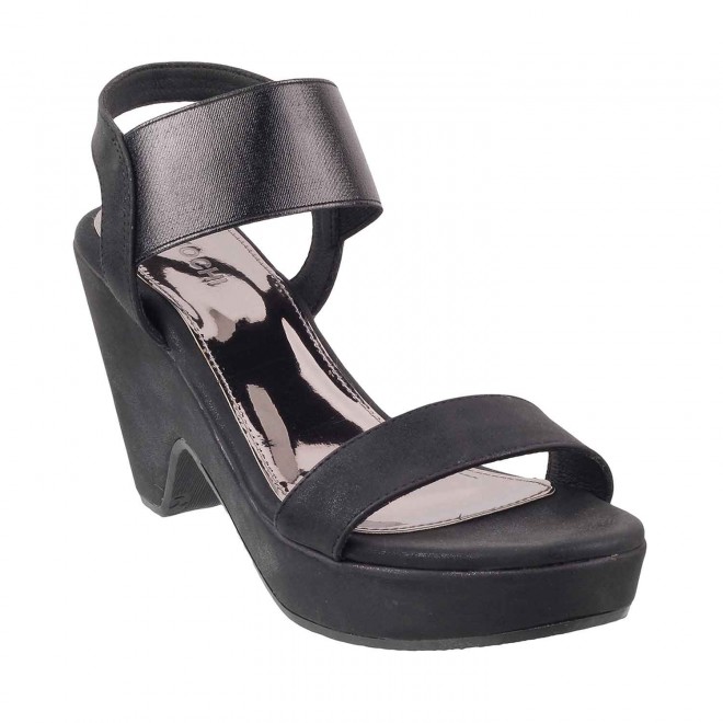 Buy Mochi Women Black Casual Sandals Online