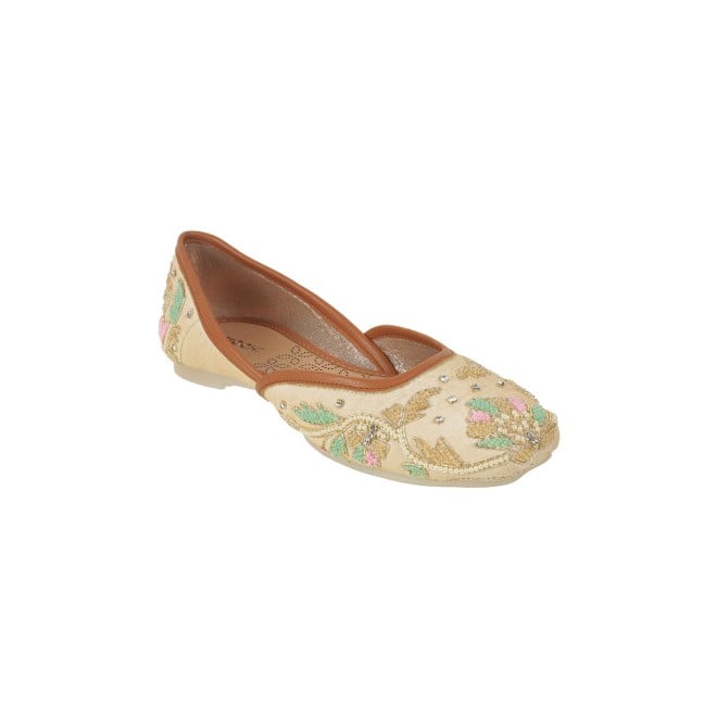 Mochi Women Gold Wedding Jutis (SKU: 35-1624-15-36)