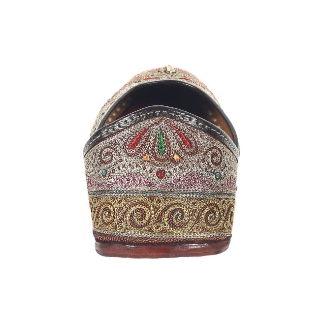 Mochi Women Antique-Gold Ethnic Mojaris (SKU: 35-1825-28-36)