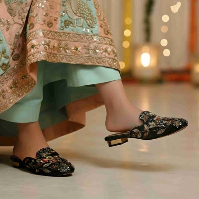 Mochi Women Black Ethnic Slip Ons